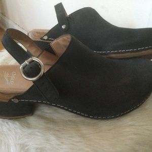 Dansko Marty Black Clog Mule 39/8.5